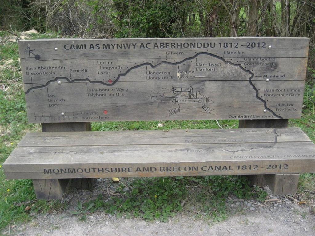 Отель Cae Y Rhedyn Annexe Крикхауэлл Экстерьер фото